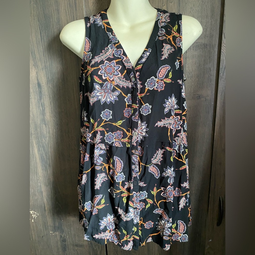 J. Jill Black Floral Sleeveless V-Neck Blouse